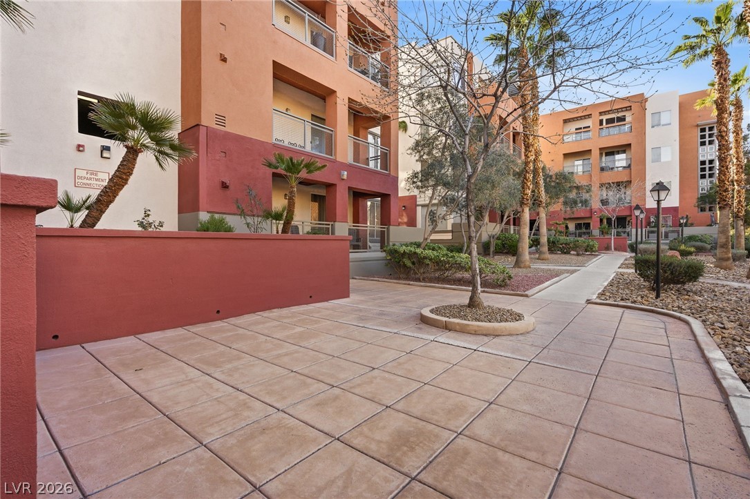 43 E Agate Avenue 209