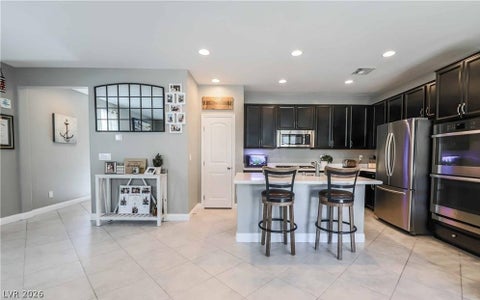 Tiny photo for 904 Cirrus Cloud Avenue, Las Vegas, NV 89138 (MLS # 2793456)