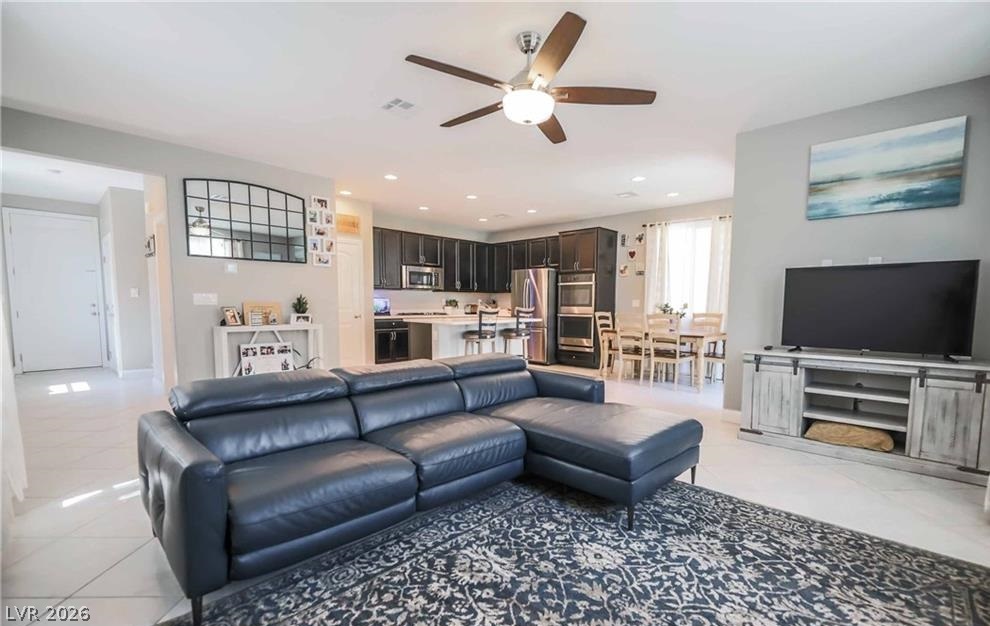 904 Cirrus Cloud Avenue