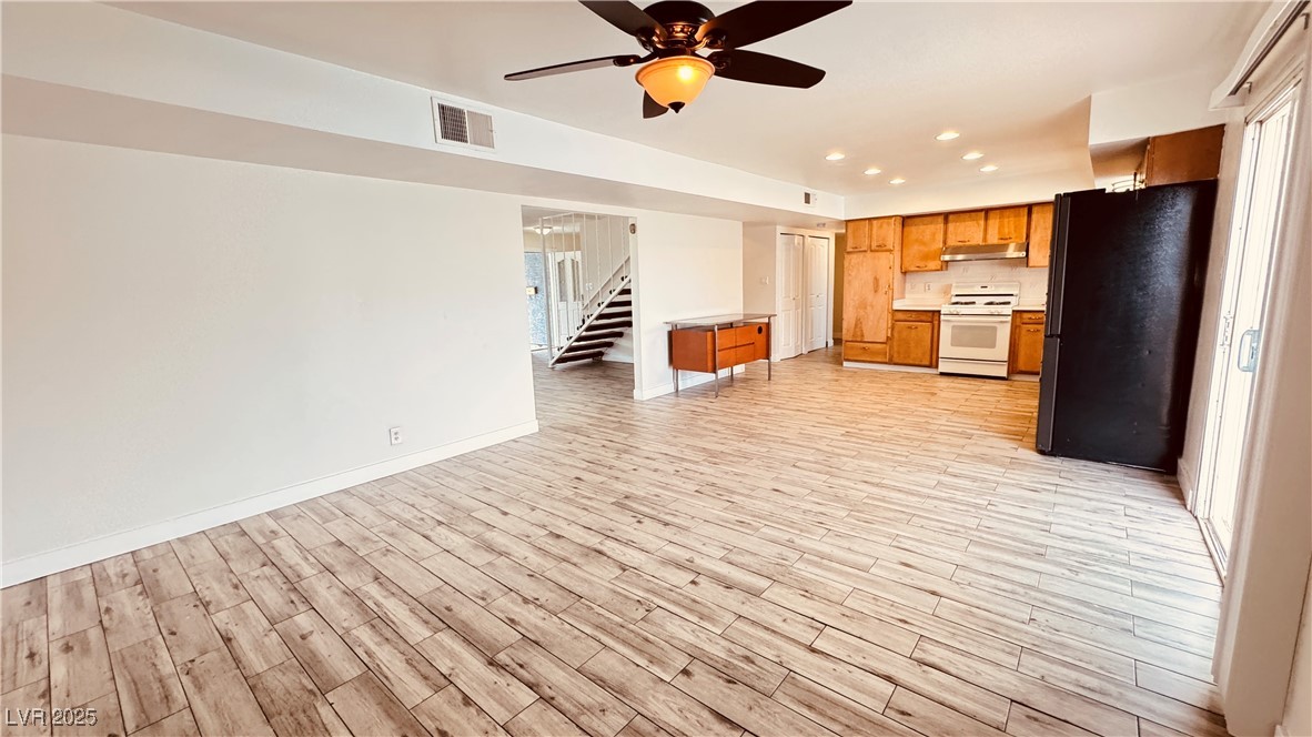 201 Redstone Street, Las Vegas, Nevada image 25