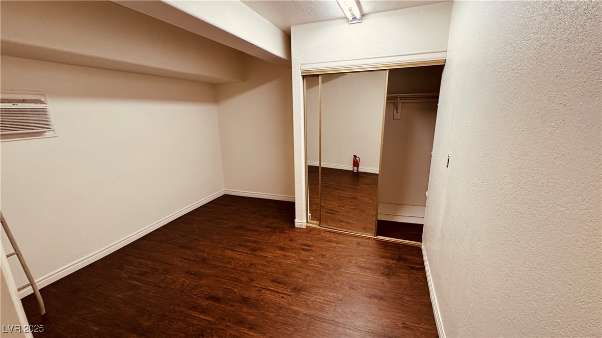 201 Redstone Street, Las Vegas, Nevada image 41