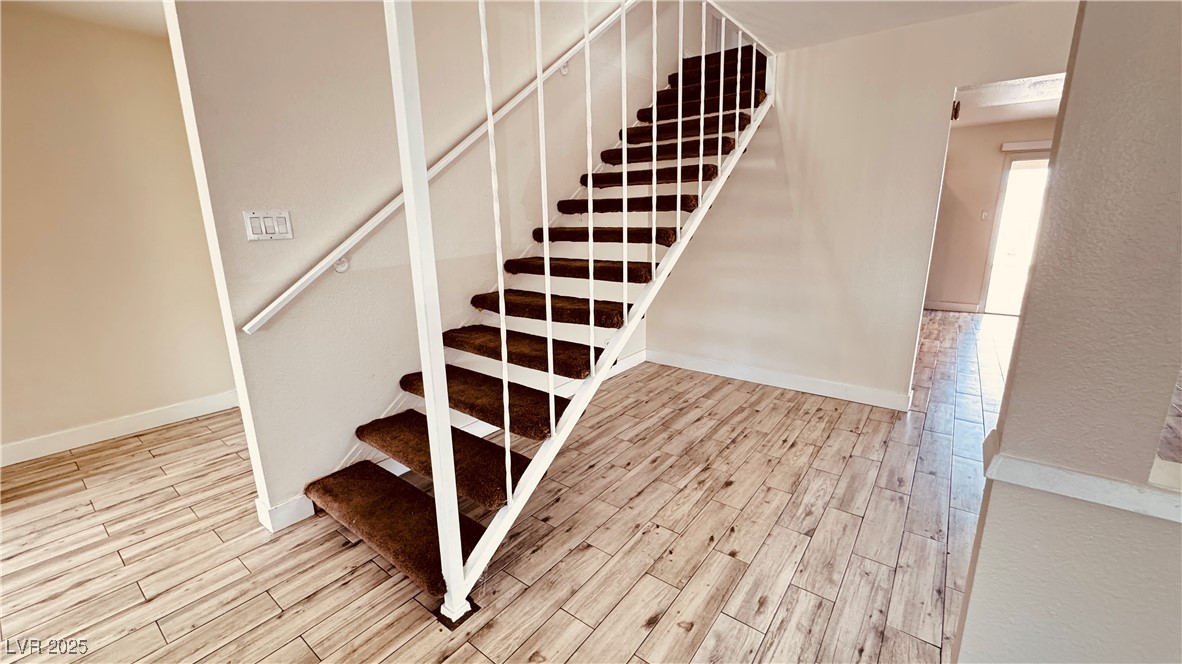 201 Redstone Street, Las Vegas, Nevada image 17
