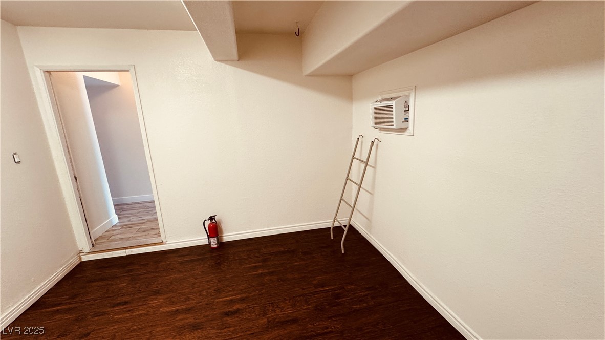 201 Redstone Street, Las Vegas, Nevada image 40