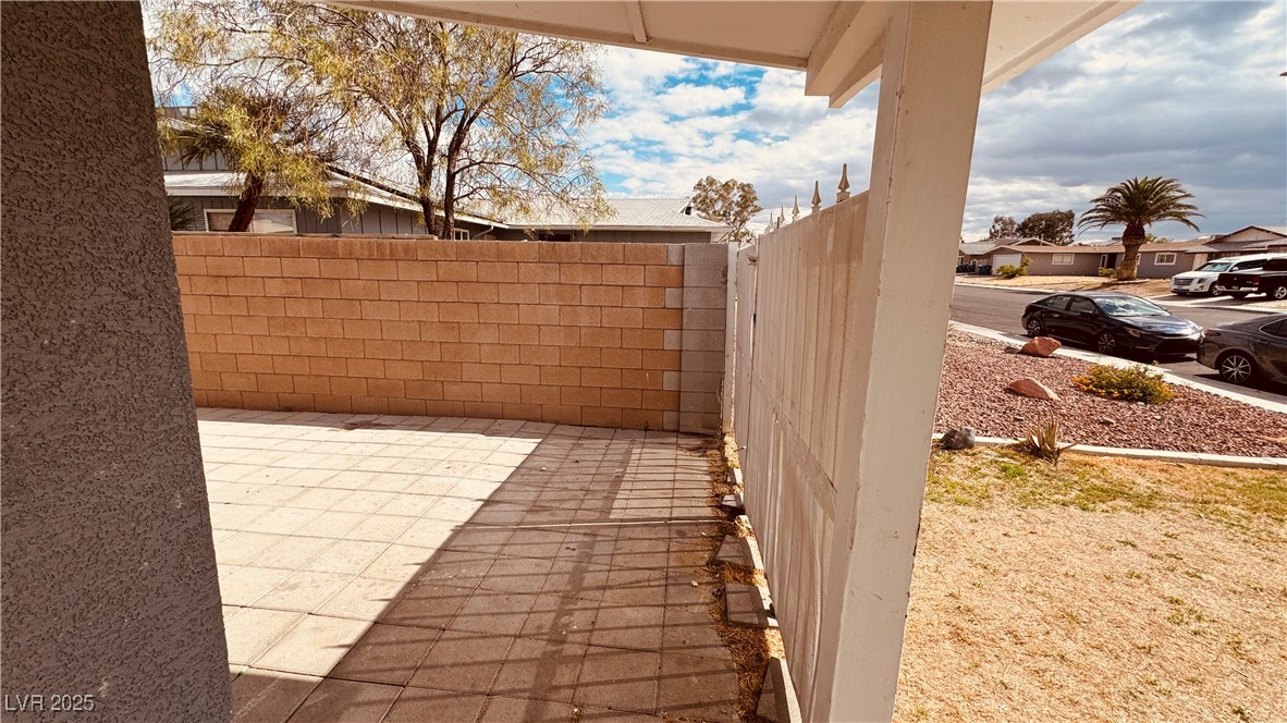 201 Redstone Street, Las Vegas, Nevada image 6