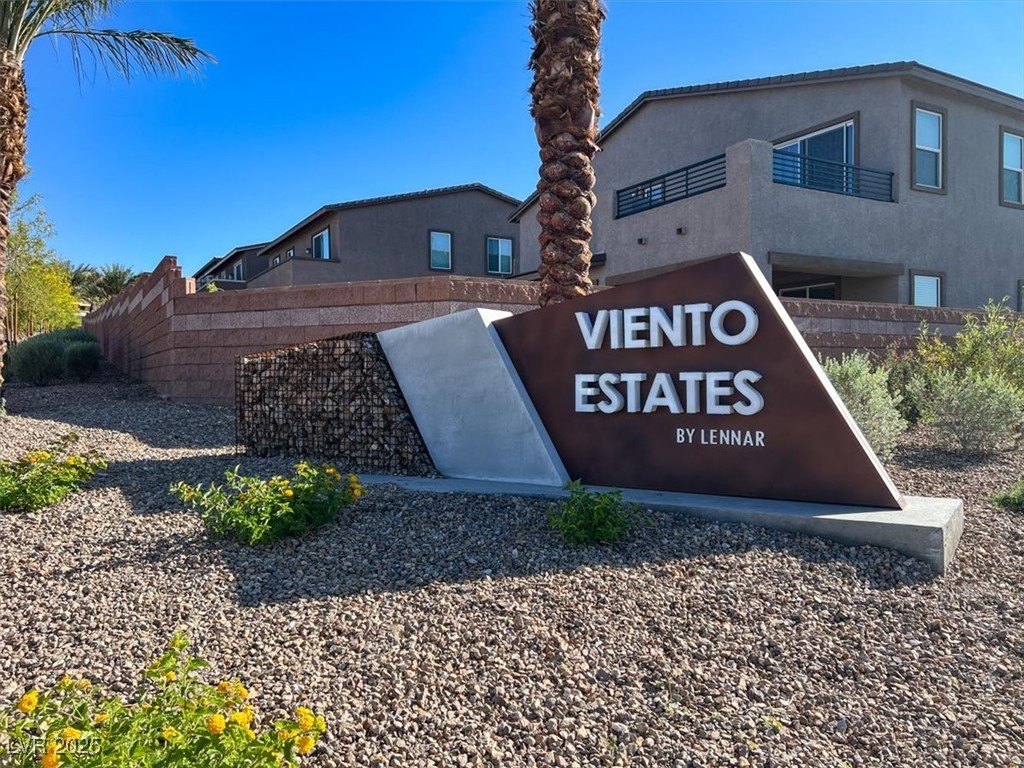 Henderson, Nevada 89012, United States, 5 Bedrooms Bedrooms, ,5 BathroomsBathrooms,Residential,Pending,127768