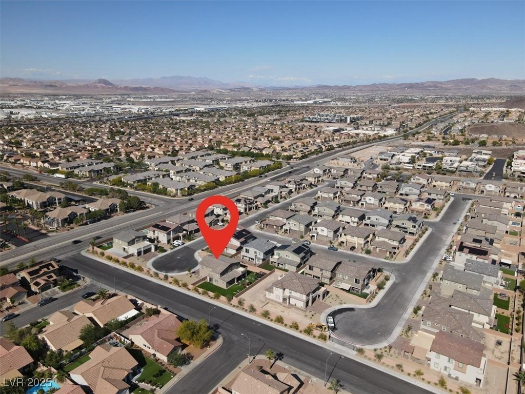 Henderson, Nevada 89012, United States, 5 Bedrooms Bedrooms, ,5 BathroomsBathrooms,Residential,Pending,127768