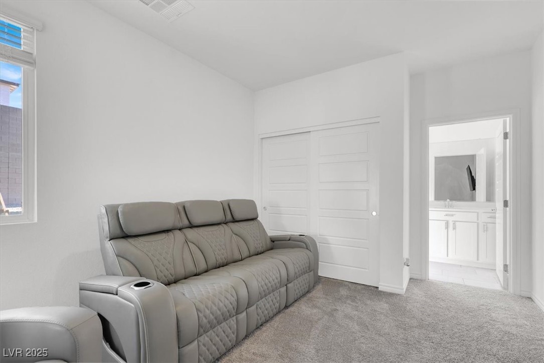 Henderson, Nevada 89012, United States, 5 Bedrooms Bedrooms, ,5 BathroomsBathrooms,Residential,Pending,127768