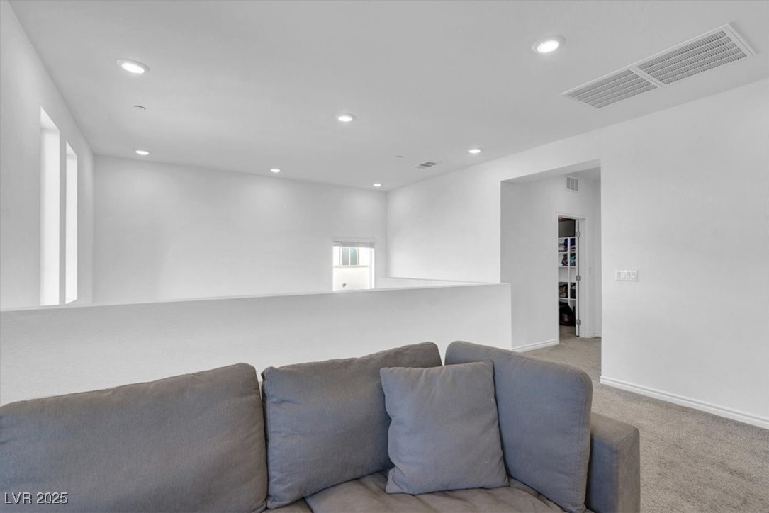 Henderson, Nevada 89012, United States, 5 Bedrooms Bedrooms, ,5 BathroomsBathrooms,Residential,Pending,127768