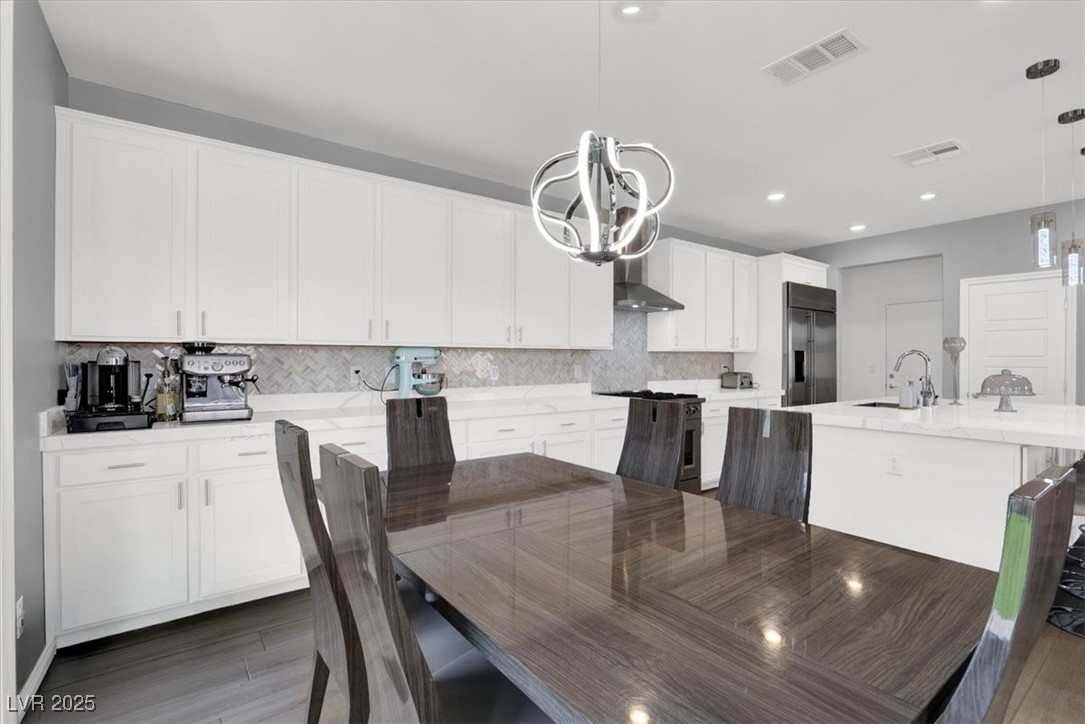 Henderson, Nevada 89012, United States, 5 Bedrooms Bedrooms, ,5 BathroomsBathrooms,Residential,Pending,127768