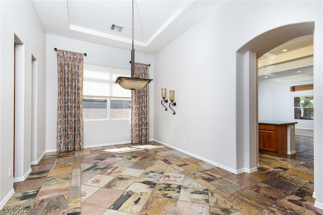 2855 Barrow Downs Street