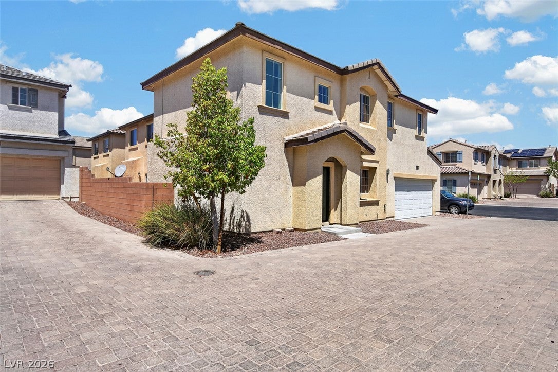 1005 Shades End Avenue