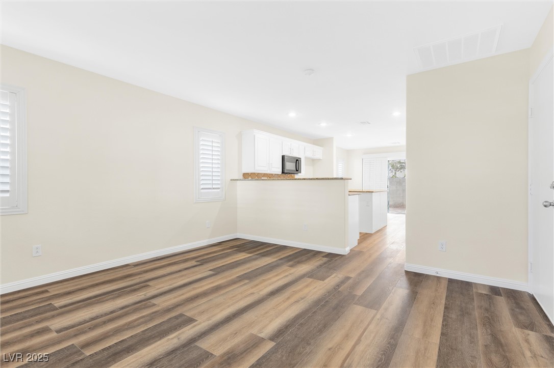 Las Vegas, Nevada 89183, United States, 3 Bedrooms Bedrooms, ,3 BathroomsBathrooms,Residential,Active,92785