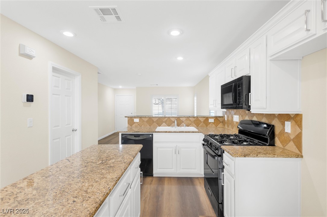 Las Vegas, Nevada 89183, United States, 3 Bedrooms Bedrooms, ,3 BathroomsBathrooms,Residential,Active,92785