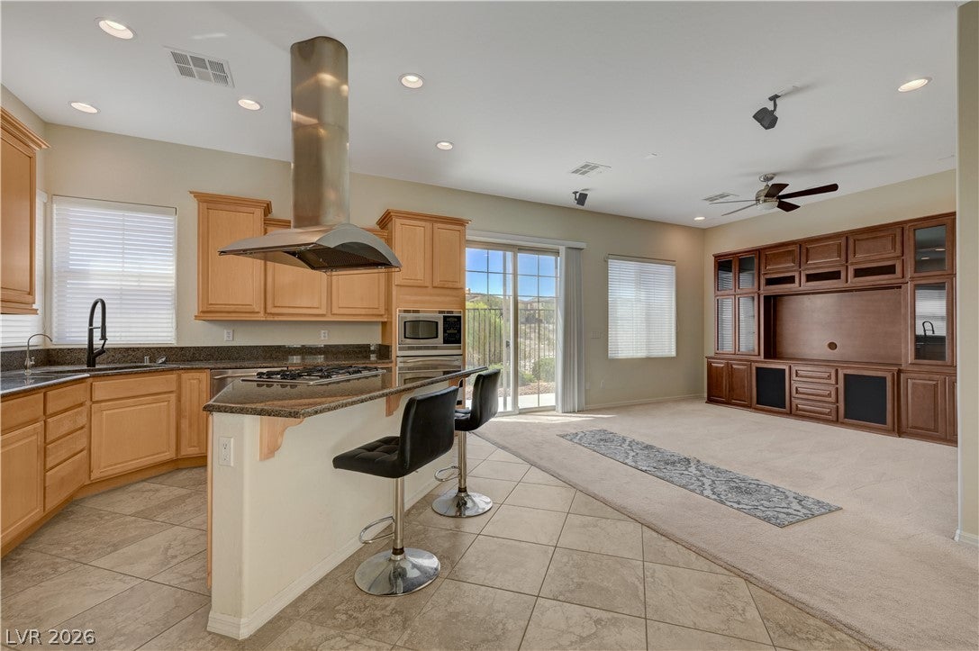 9213 Tudor Park Place
