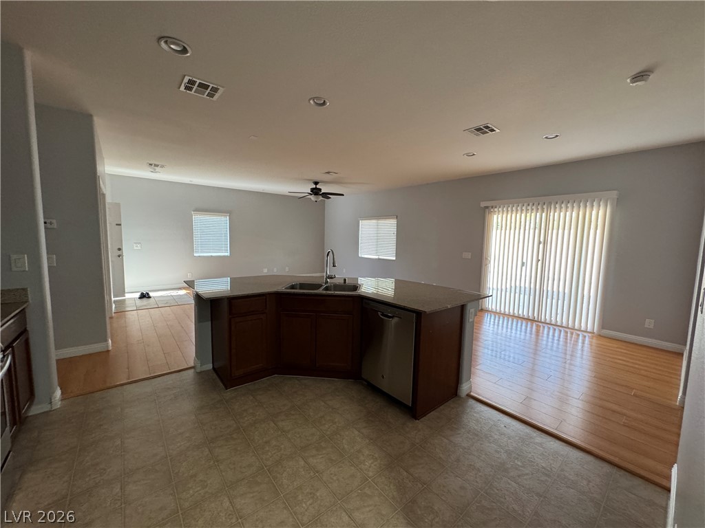 6112 Patriots Point Court