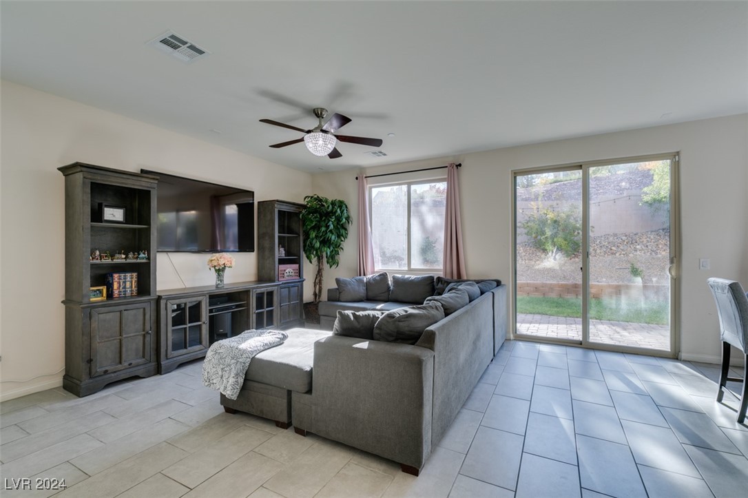 2947 Caxton Grove Drive, Henderson, Nevada image 11