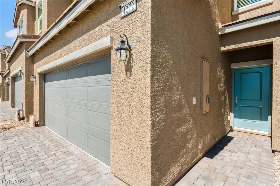 4272 Lunar Lullaby Avenue