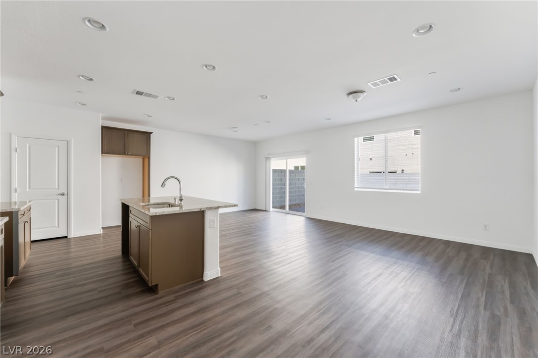 4272 Lunar Lullaby Avenue