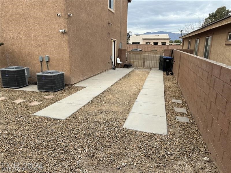 2805 Alma Lidia Avenue