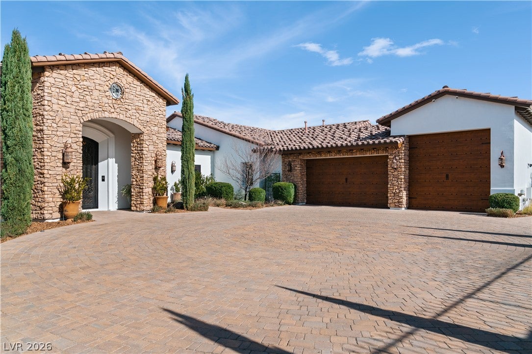 1123 Christian Road