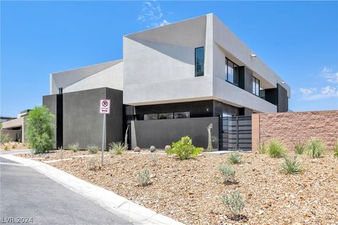 602 Dragon Hawk Court Henderson NV 89012