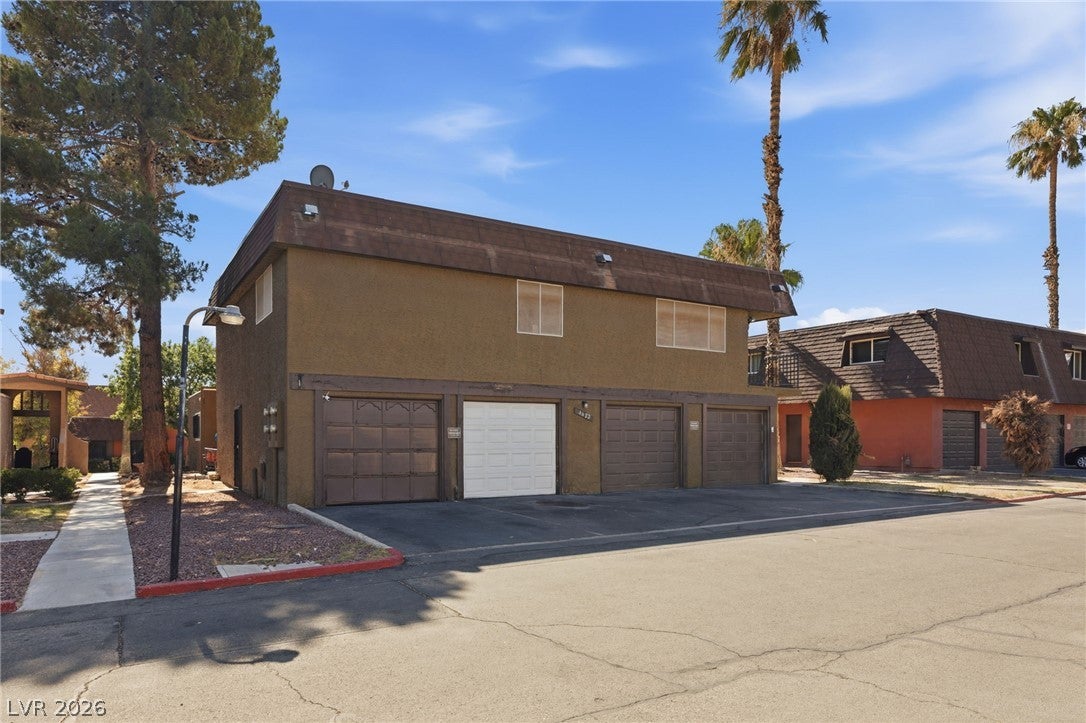 4622 Grand Drive 3