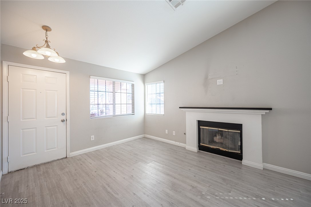 3869 Spruceview Court