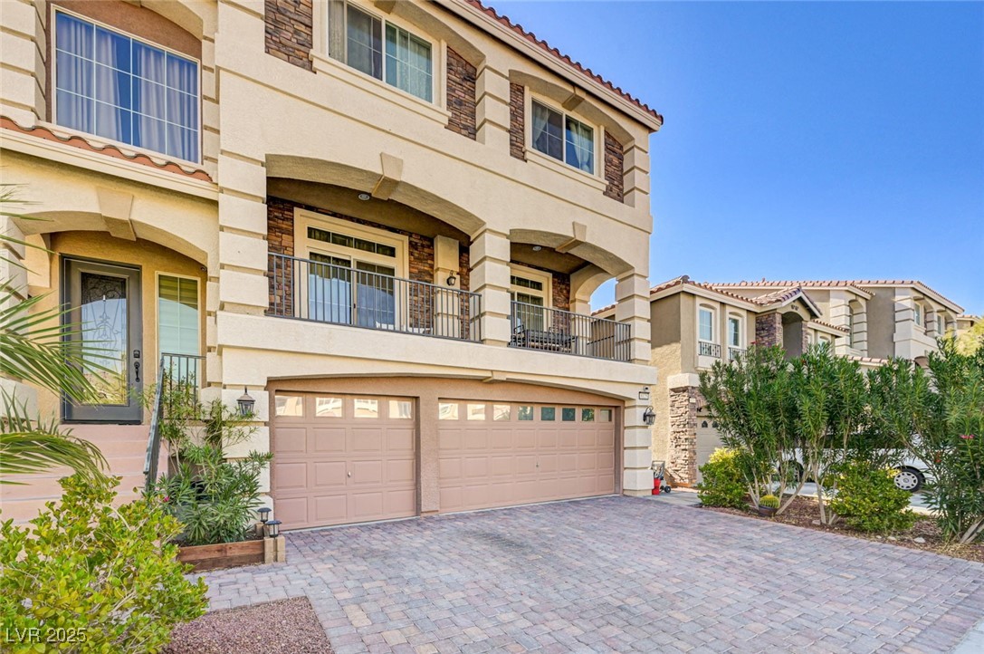 8125 Crimson Creek Court