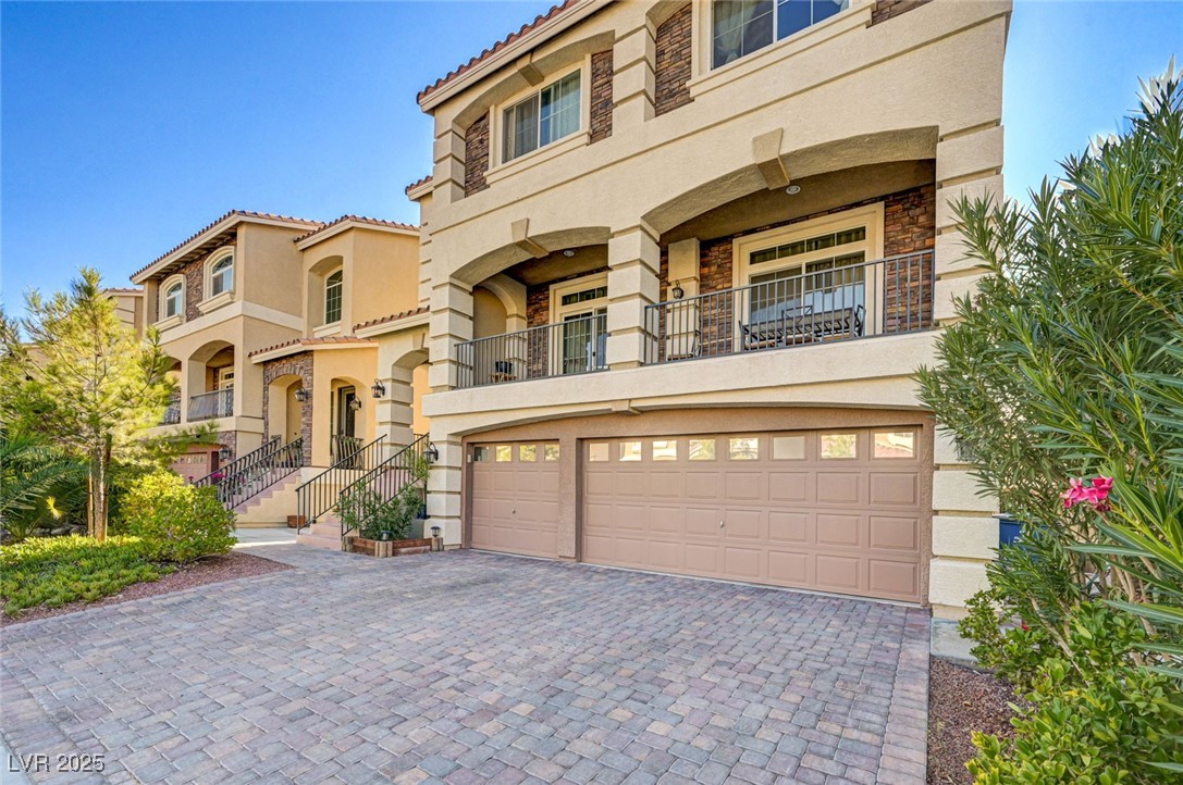 8125 Crimson Creek Court
