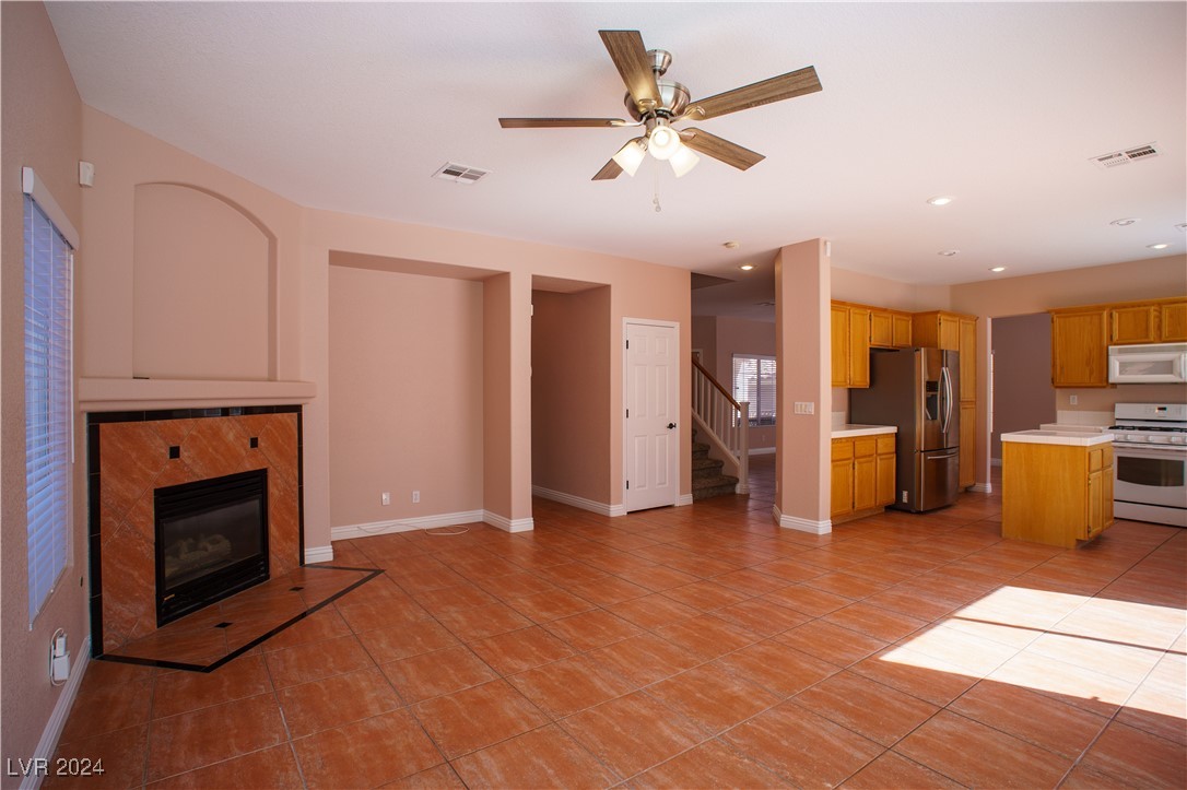 10621 Olivebranch Avenue, Las Vegas, Nevada image 7