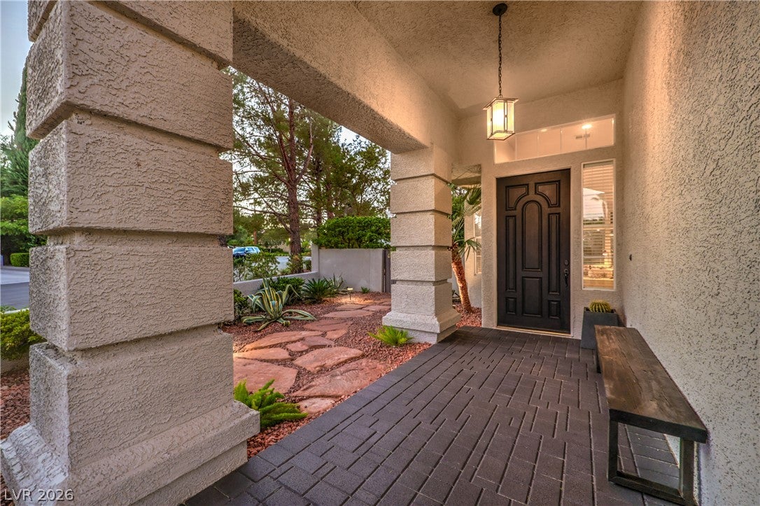 8808 Quadro Court