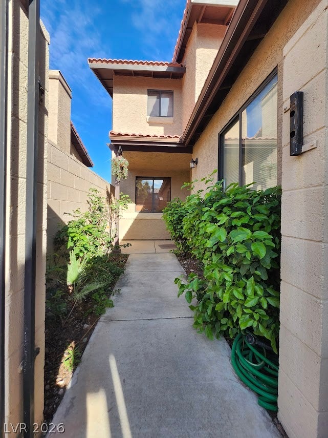 3954 Delos Drive