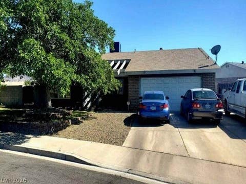Homes For Sale - 632 Severn Street<br/> Henderson, NV 89002