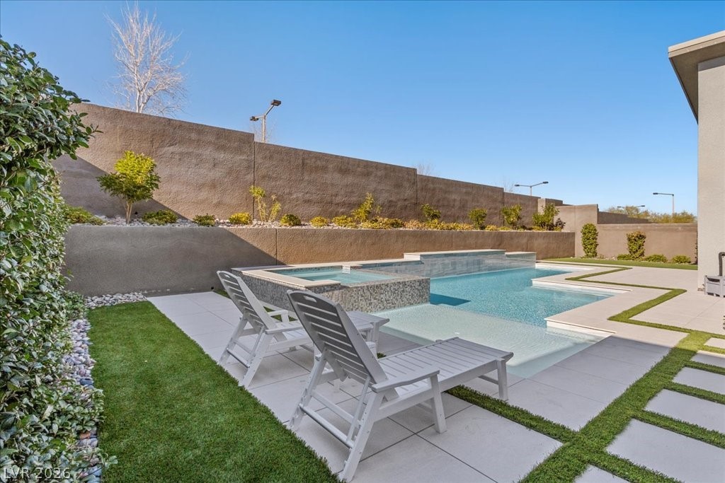 413 Highview Ridge Avenue