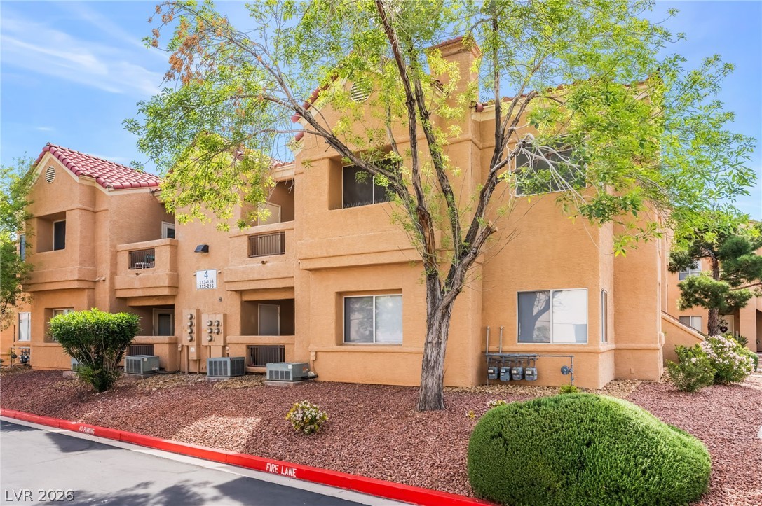 900 Heavenly Hills Court 213