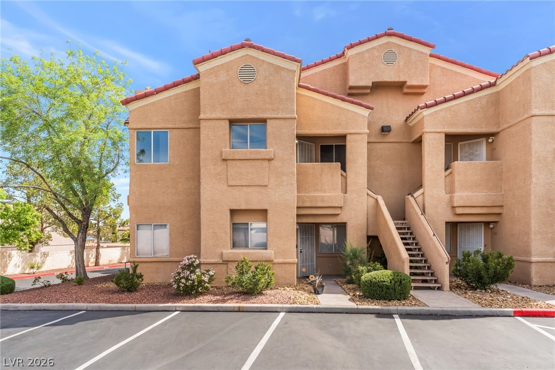 900 Heavenly Hills Court 213