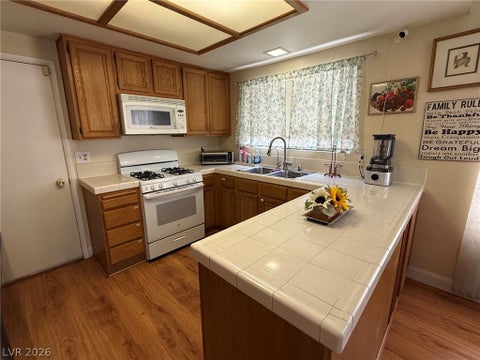 Tiny photo for 4839 Beaconsfield Street, Las Vegas, NV 89147 (MLS # 2792947)