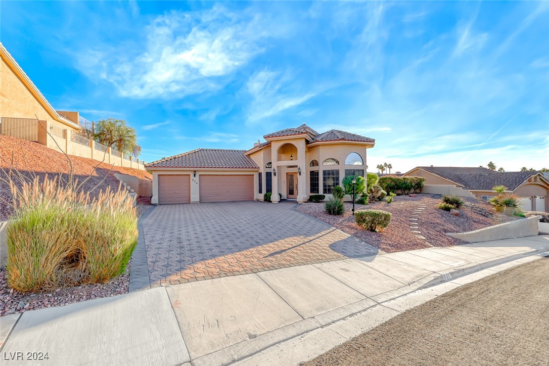 936 Pyrite Avenue, Henderson, Nevada image 1