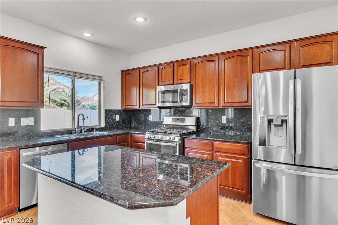 3320 Carefree Beauty Avenue