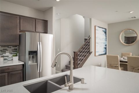 Photo of 606 Bellus Place, Henderson, NV 89015 (MLS # 2743180)