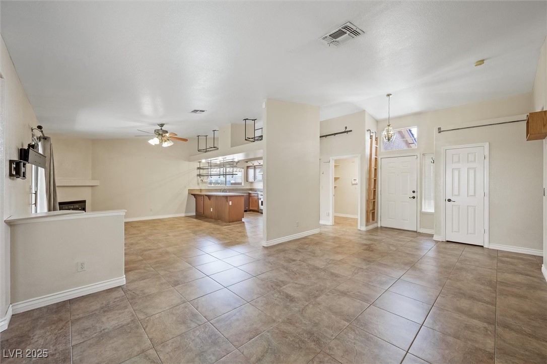 Las Vegas, Nevada 89108, United States, 3 Bedrooms Bedrooms, ,2 BathroomsBathrooms,Residential,Pending,147977