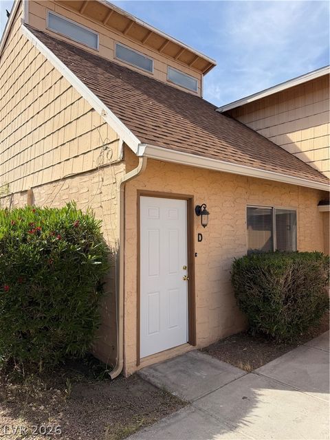 Condo For Rent - 5206 Golden Lane #D<br/> Las Vegas, NV 89119