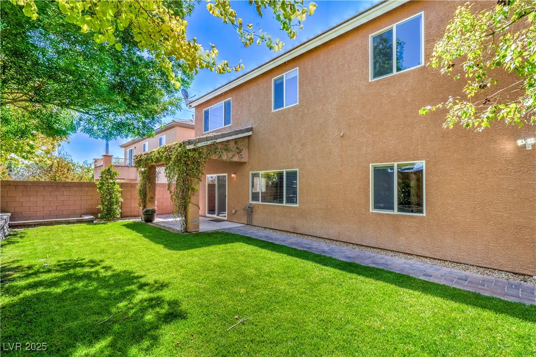 10116 Nash Peak Avenue, Las Vegas, Nevada image 42