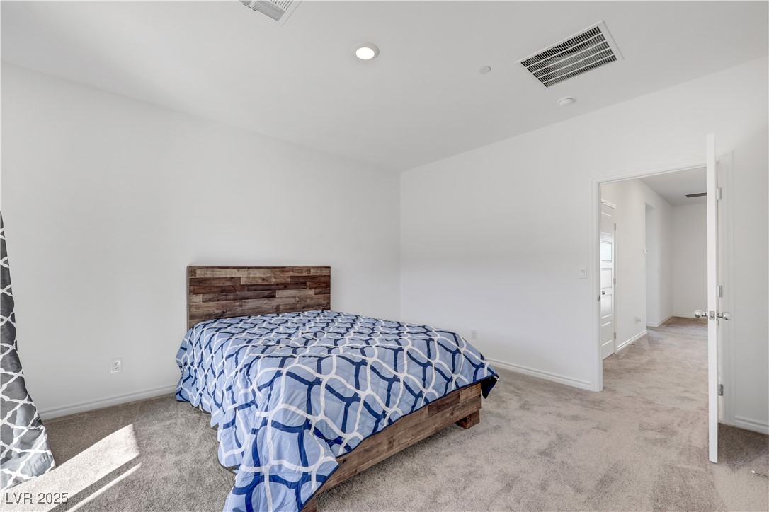 Henderson, Nevada 89015, United States, 2 Bedrooms Bedrooms, ,2 BathroomsBathrooms,Residential,Active,214714