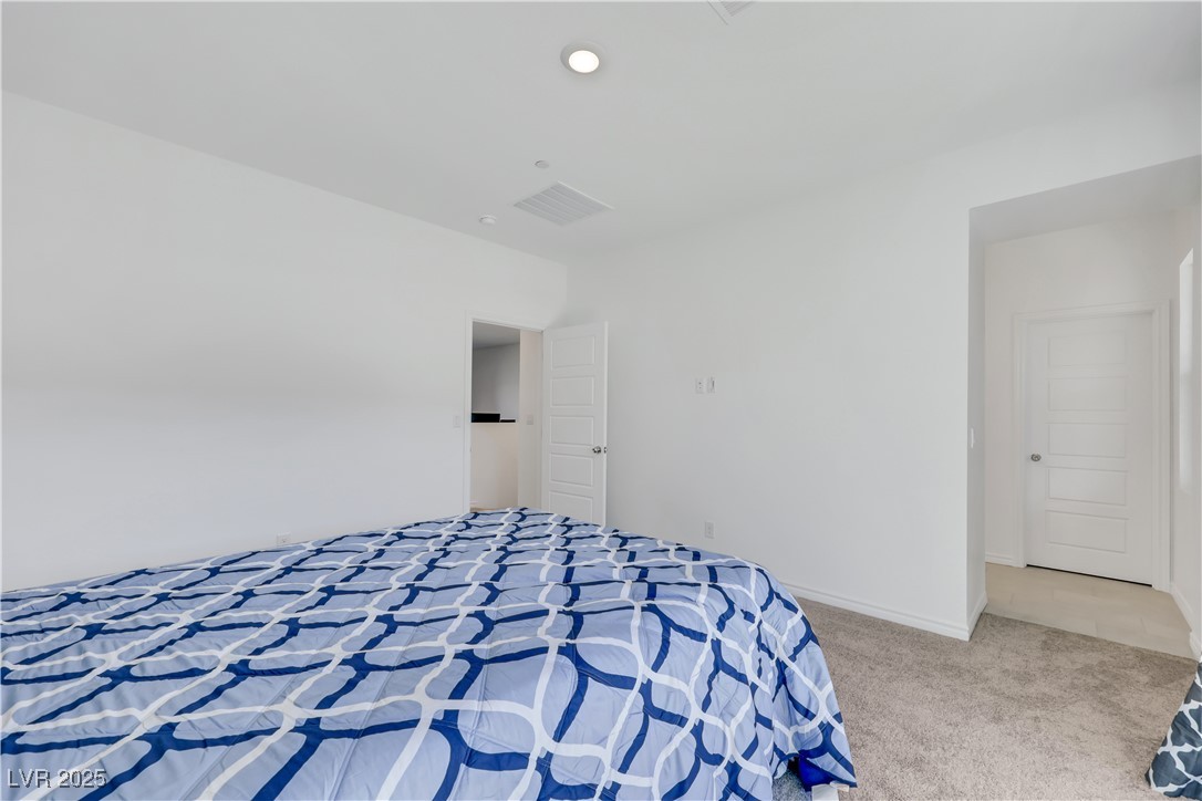 Henderson, Nevada 89015, United States, 2 Bedrooms Bedrooms, ,2 BathroomsBathrooms,Residential,Active,214714