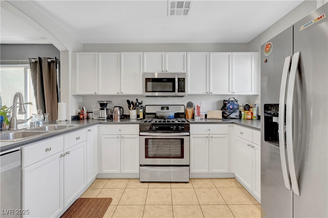 9065 Adorable Avenue, Las Vegas, Nevada image 8