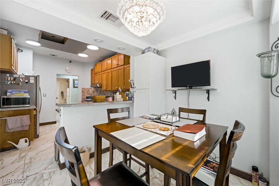 Las Vegas, Nevada 89134, United States, 2 Bedrooms Bedrooms, ,2 BathroomsBathrooms,Residential,Active,121052