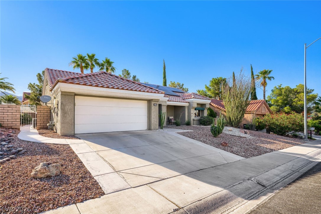 Properties 3 2817 Lotus Hill Drive