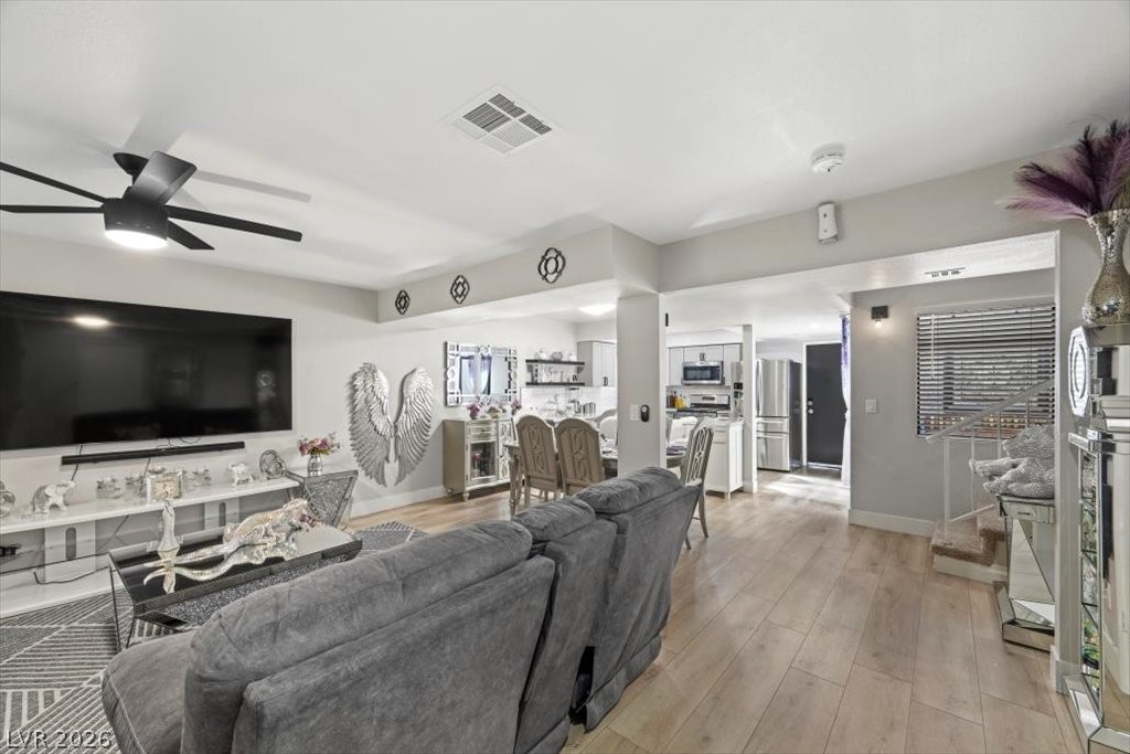 2677 Ruthe Duarte Avenue