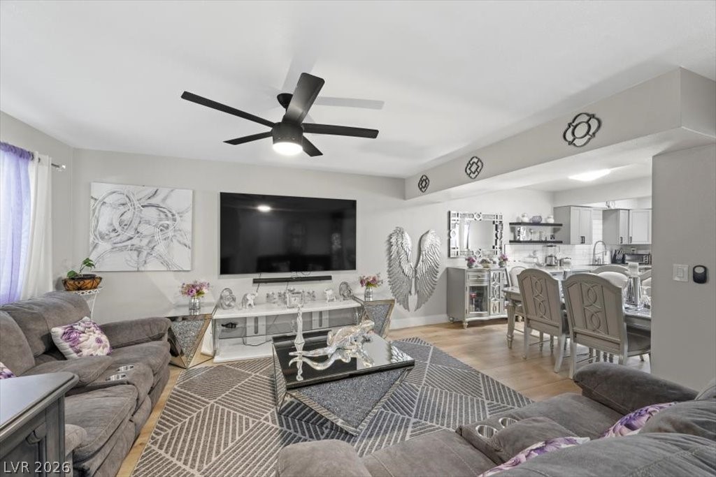 2677 Ruthe Duarte Avenue